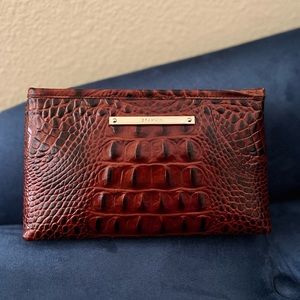 *SALE* Brahmin✨Leather Zip Pouch